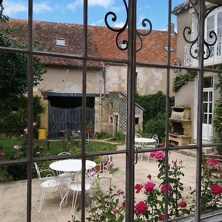 Le Relais des Roses- Chambres d'hôtes Vatan Exterior foto